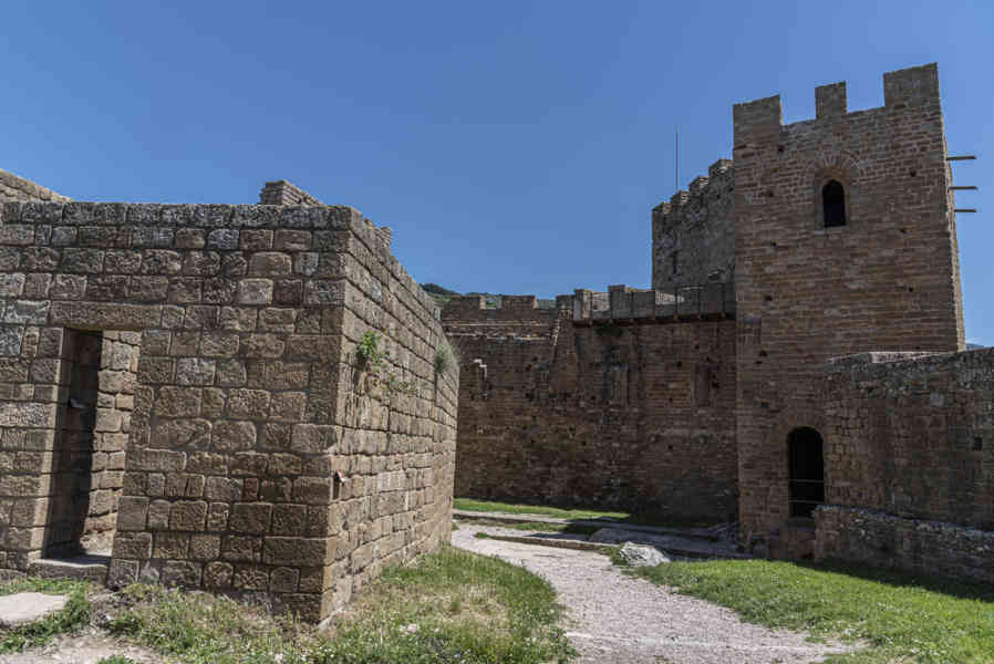 Huesca - Loarre - castillo de Loarre 40.jpg